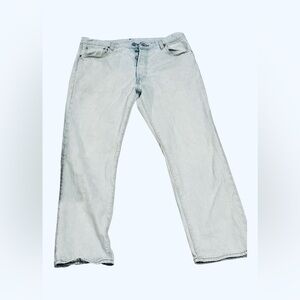 Vintage authentic Levis 501 ‘ 93  (Year1993 )Size36X30   
Light wash